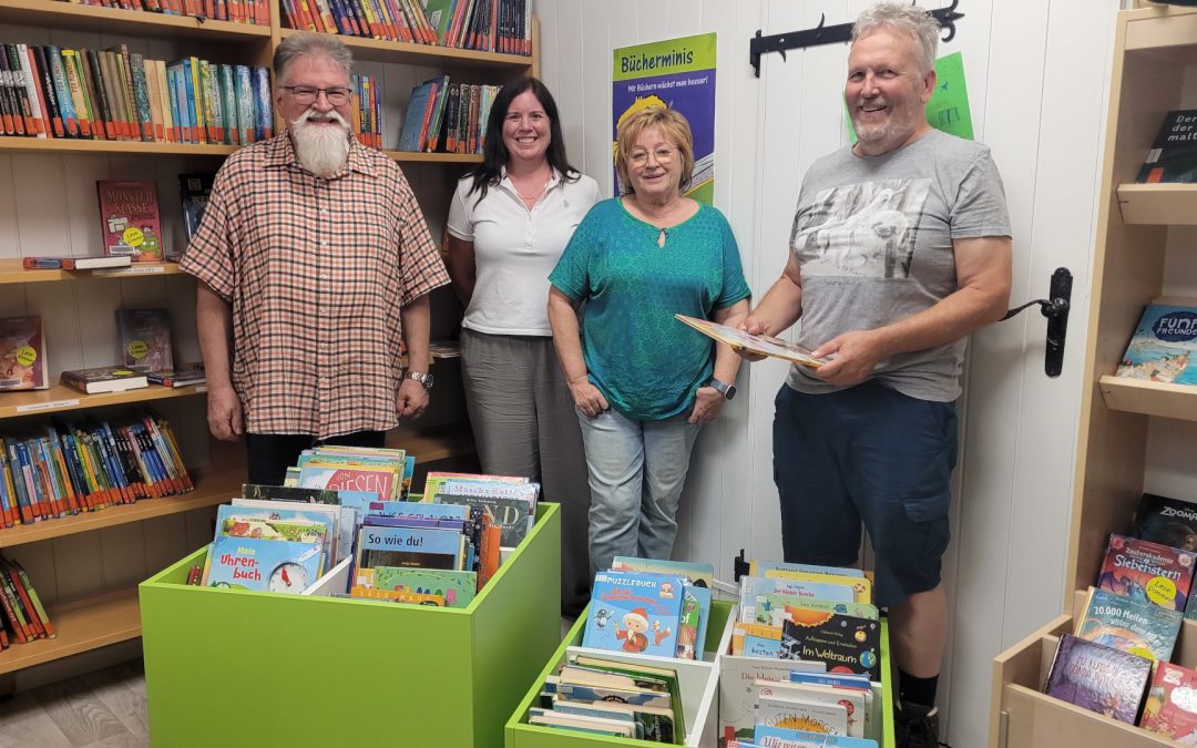 Förderverein finanziert neue Büchertröge